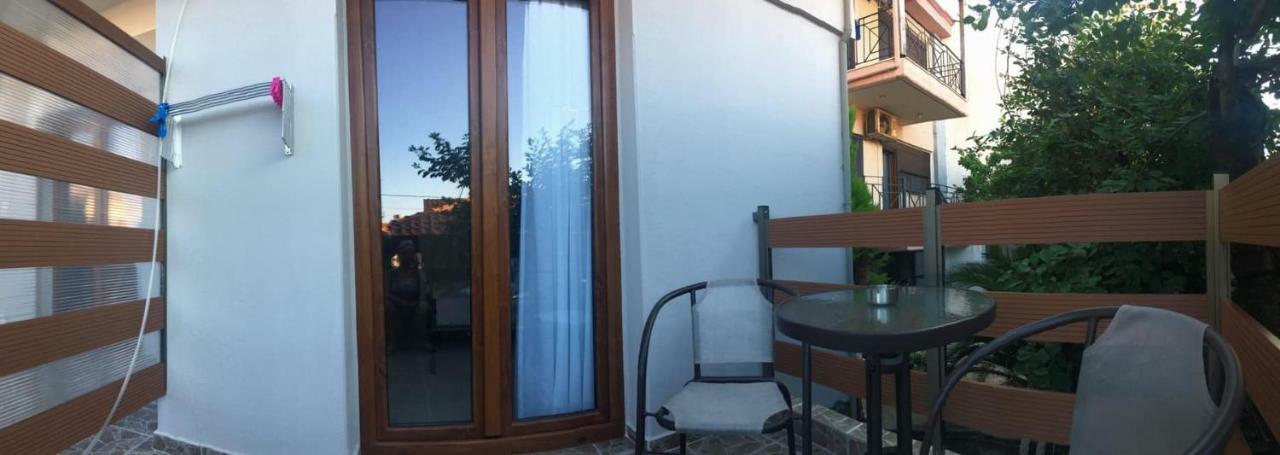 Almira - Rooms To Let เนอาโรดา ภายนอก รูปภาพ